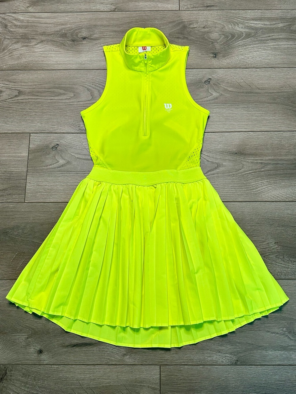 Wilson Winning Pleated 1/2 Zip Mock Neck Tennis Mini Dress Neon Yellow Size XS - Picture 2 of 9